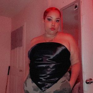 Meet your Posher, Sade